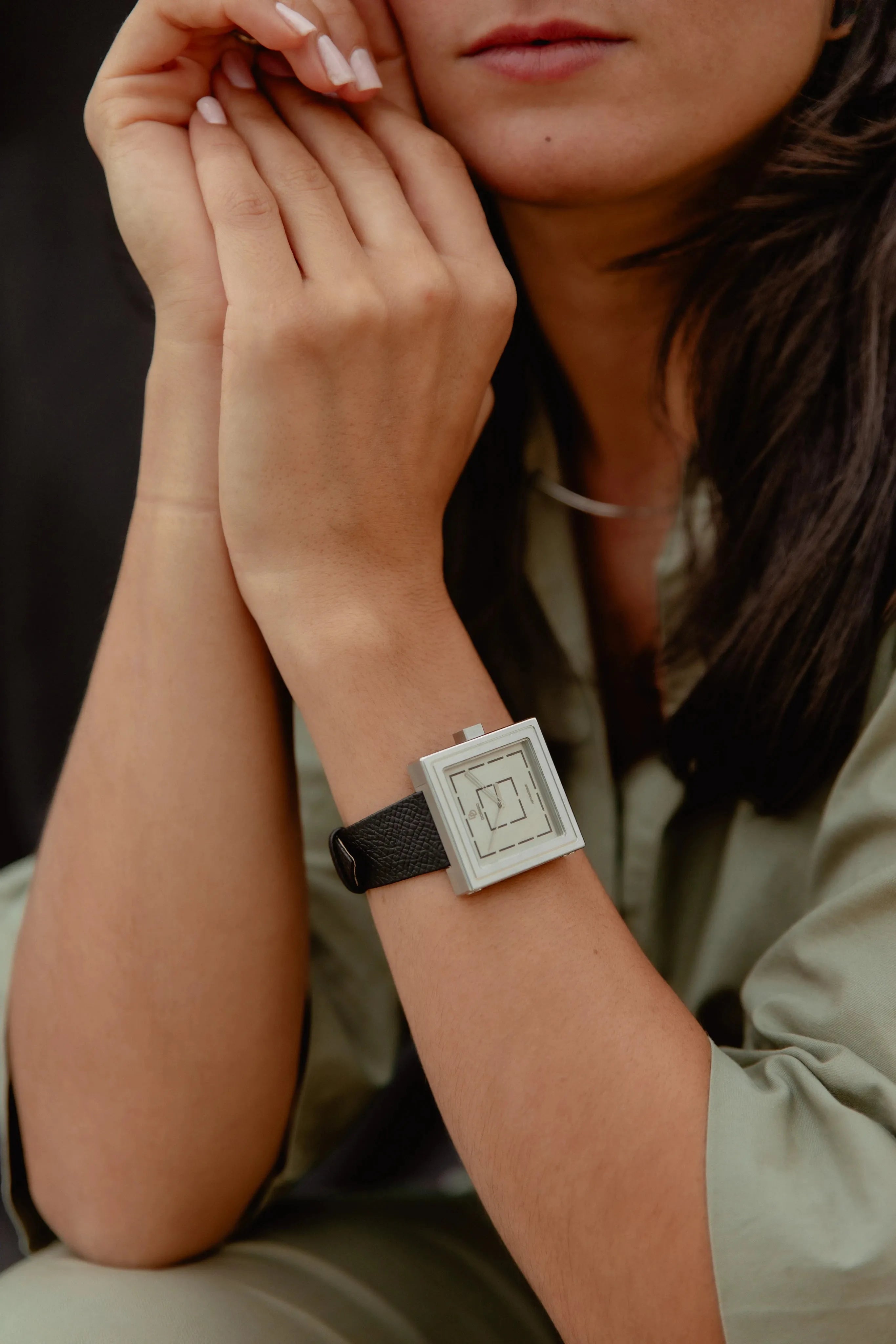 Montre aurion sur poignet de femme